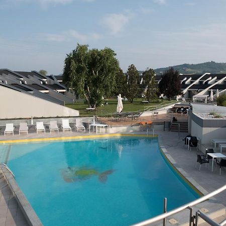Alba Hotel Exterior photo