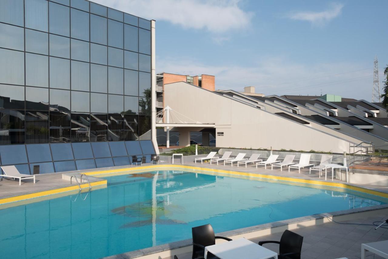 Alba Hotel Exterior photo
