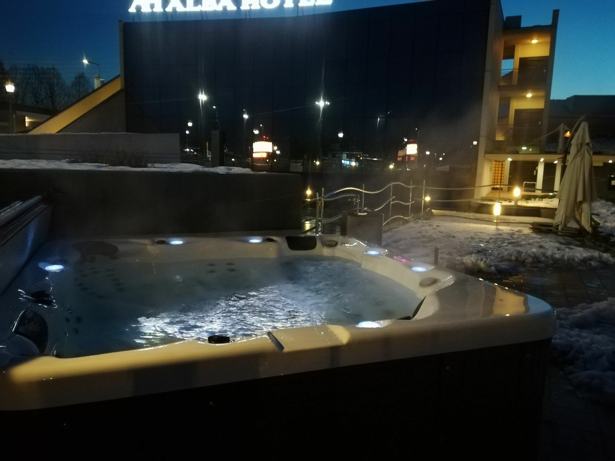 Alba Hotel Exterior photo